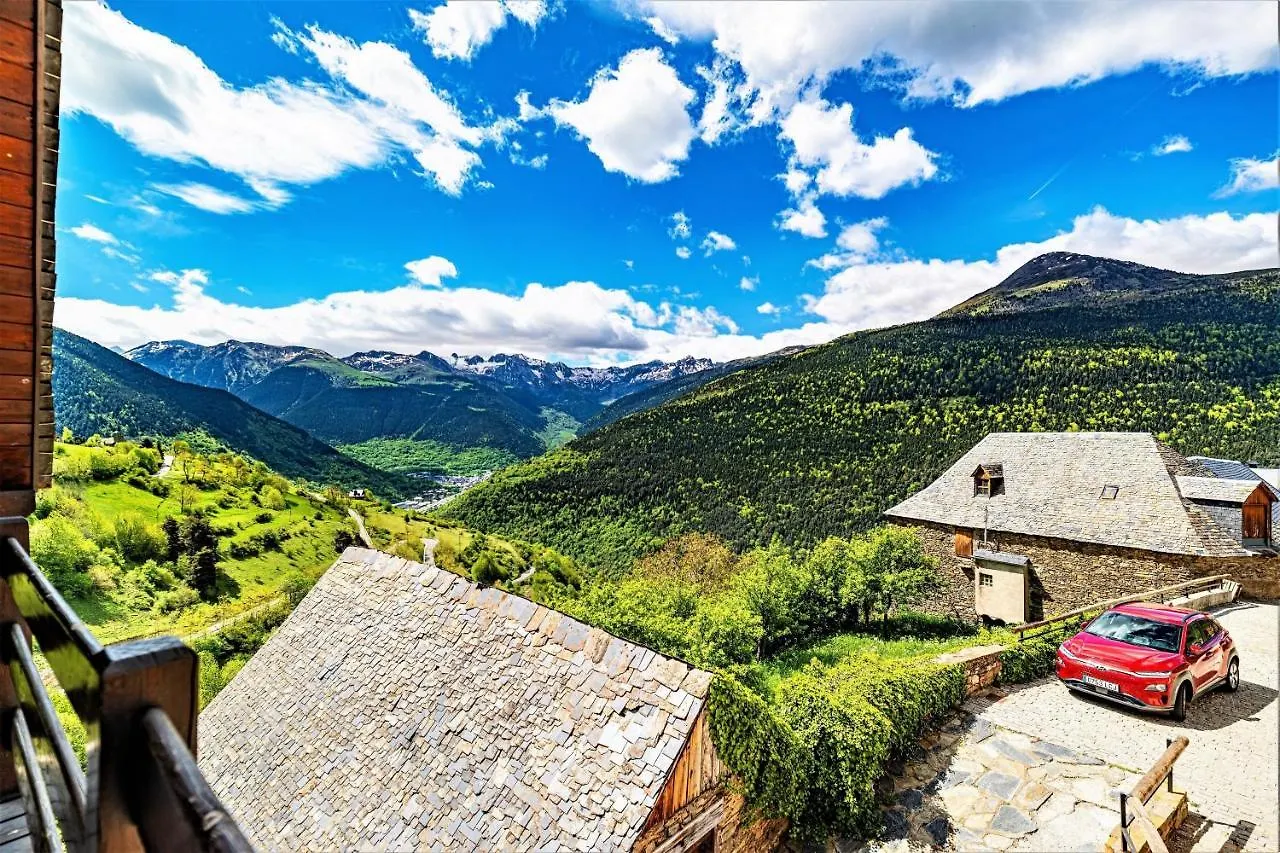 Apartamentos Aran Montcorbau